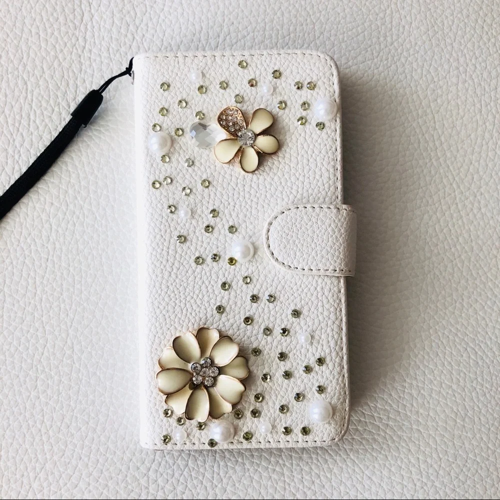 iPhone 6 Chic white Case w/ card slots
